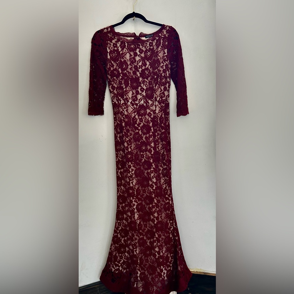VENUS Deep Red Lace Long Sleeve Dress